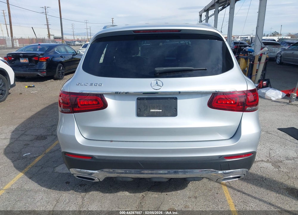 2020 MERCEDES-BENZ GLC 300 VIN: WDC0G8DB9LF687996