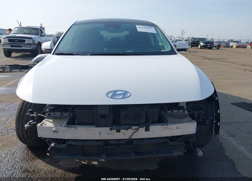 2022 HYUNDAI IONIQ 5 LIMITED VIN: KM8KRDAF5NU090105