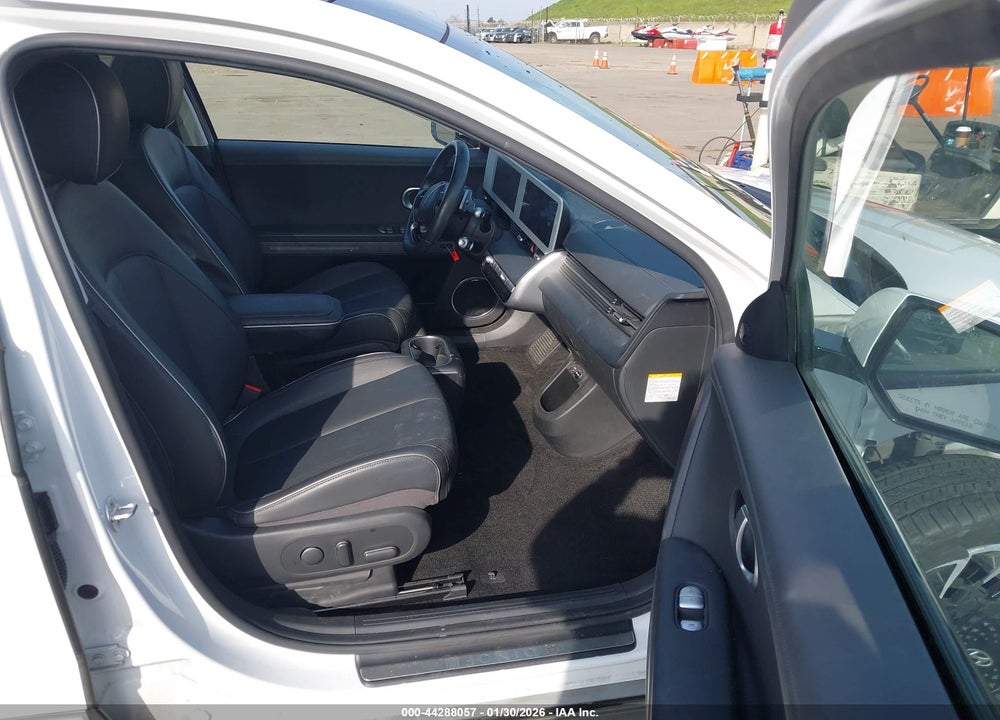 2022 HYUNDAI IONIQ 5 LIMITED VIN: KM8KRDAF5NU090105