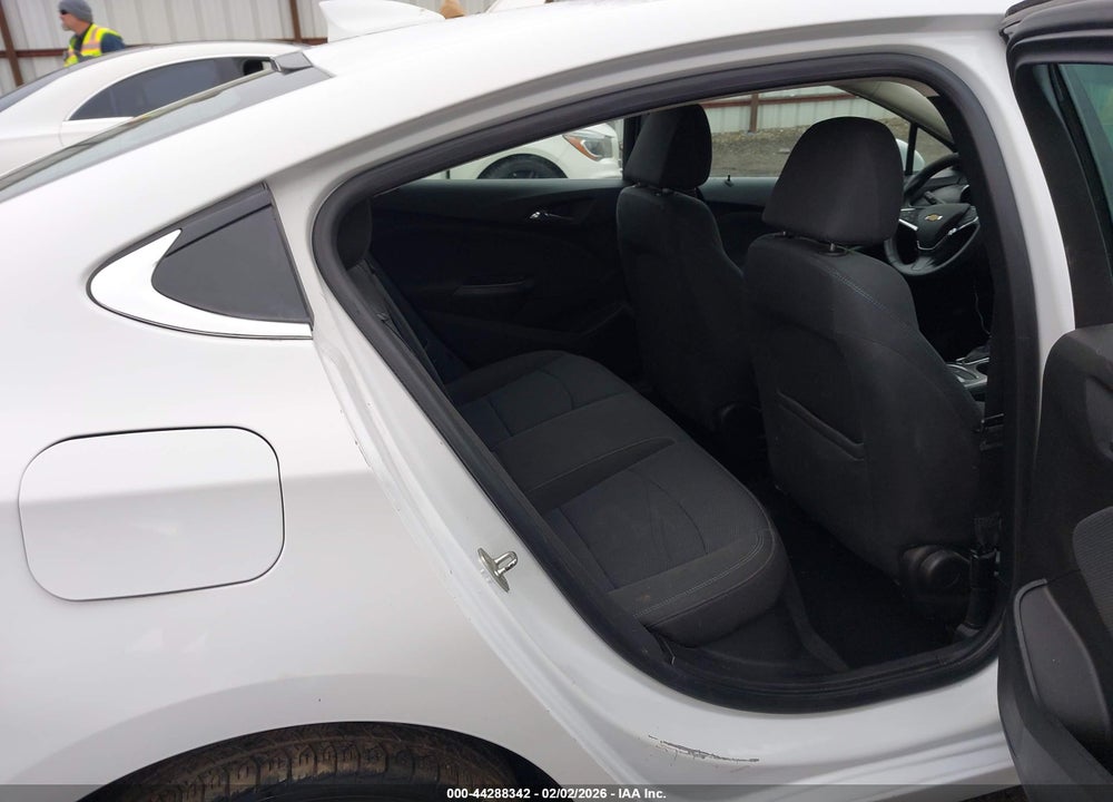 2018 CHEVROLET CRUZE LT AUTO VIN: 1G1BH5SE4J7172394