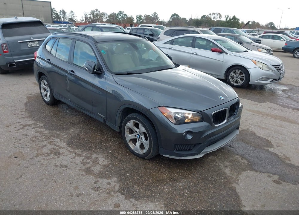 2015 BMW X1 SDRIVE28I VIN: WBAVM1C57FV317497