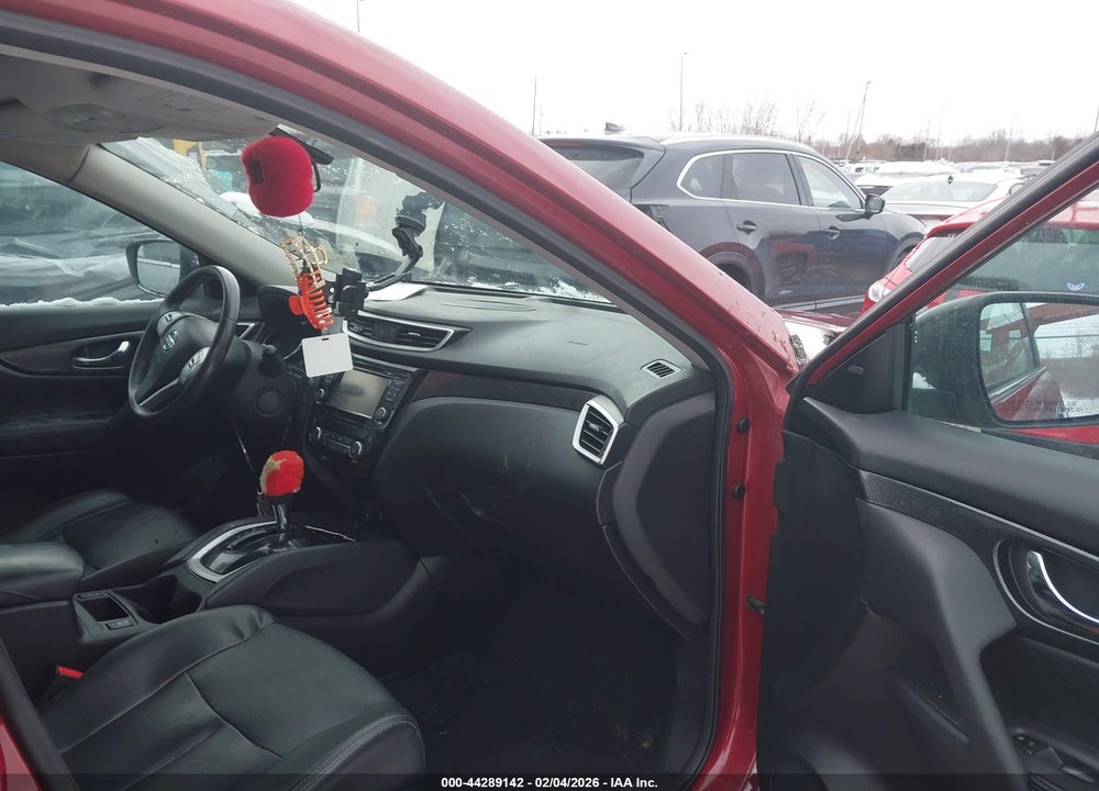 2016 NISSAN ROGUE SL VIN: 5N1AT2MV1GC787753