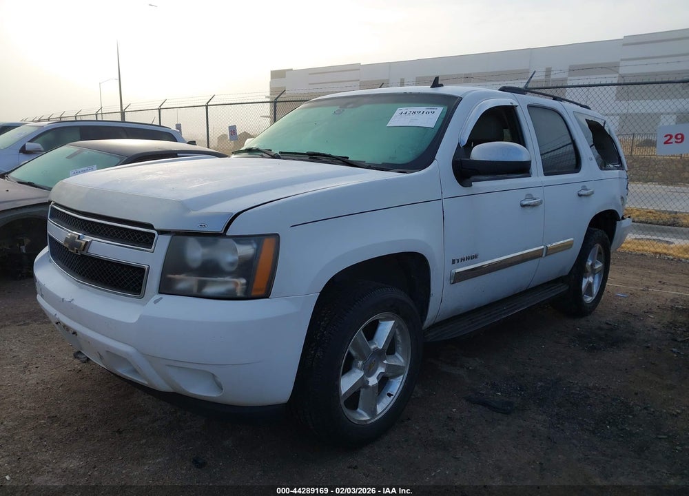 2008 CHEVROLET TAHOE LT VIN: 1GNFC13068R116143