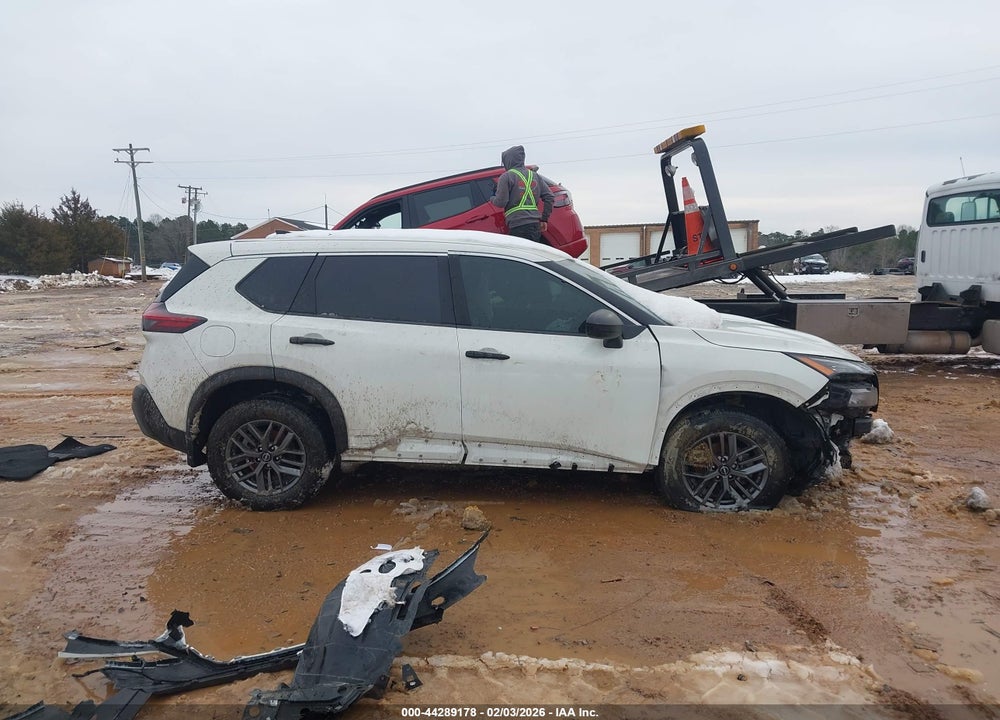 2023 NISSAN ROGUE S FWD VIN: 5N1BT3AA0PC941042