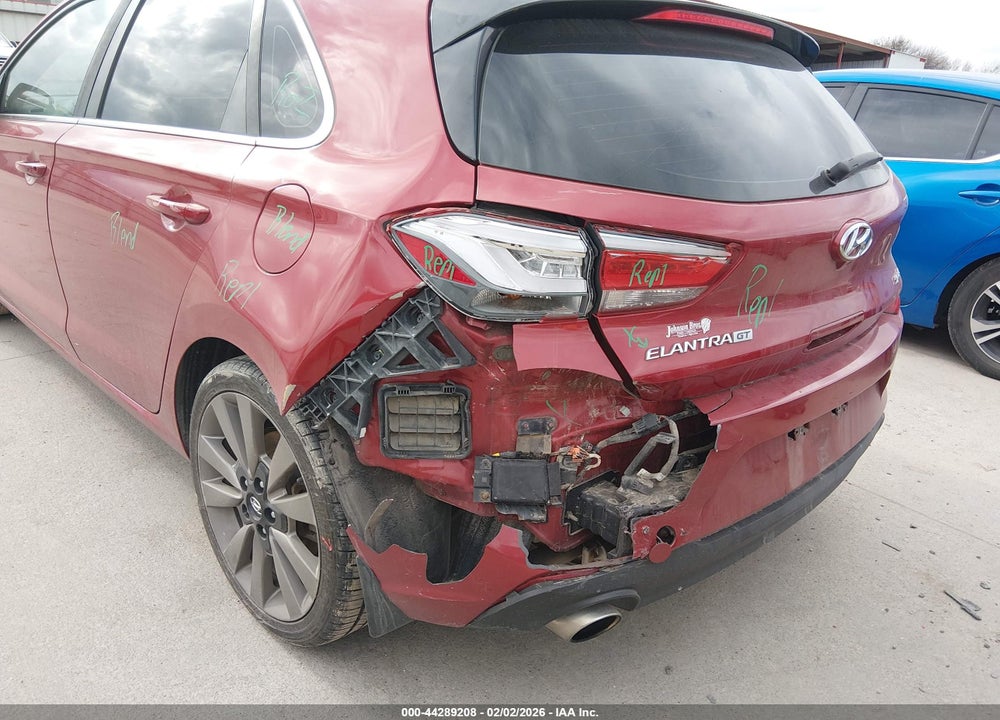 2018 HYUNDAI ELANTRA GT SPORT VIN: KMHH55LC1JU013143