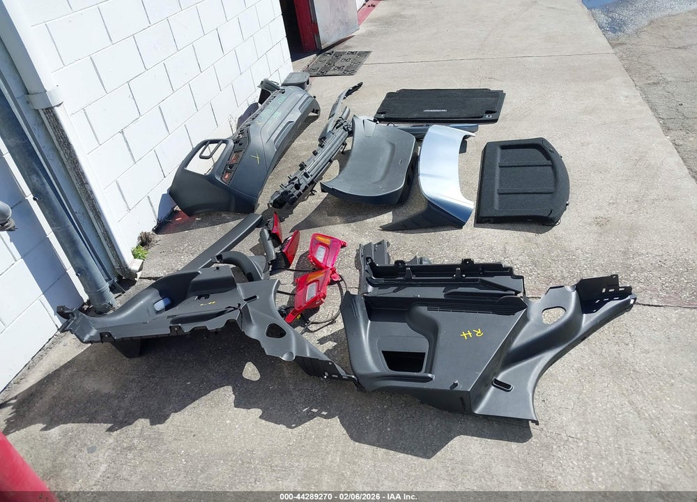 2021 HYUNDAI KONA SE VIN: KM8K1CAA1MU666468