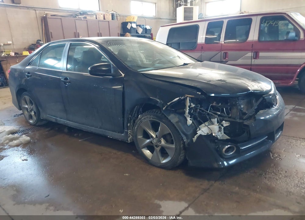 2014 TOYOTA CAMRY SE V6 VIN: 4T1BK1FK0EU546701