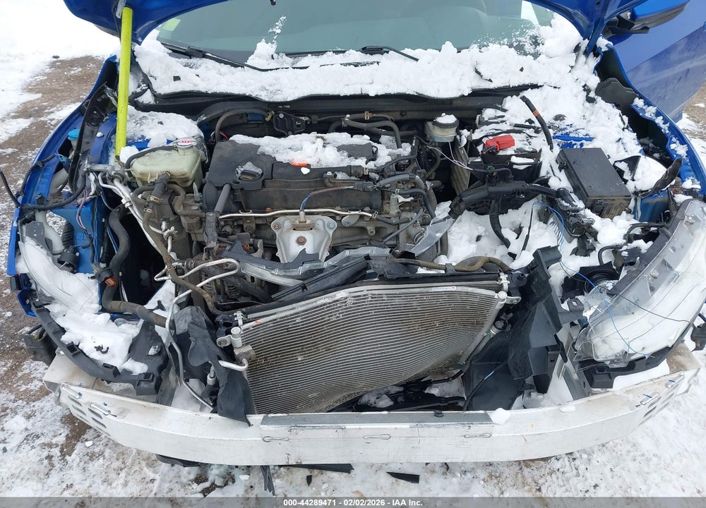 2018 HONDA CIVIC LX VIN: 19XFC2E53JE030393