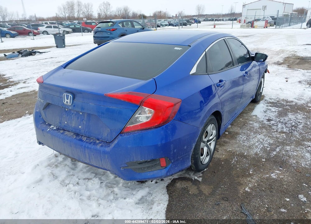 2018 HONDA CIVIC LX VIN: 19XFC2E53JE030393