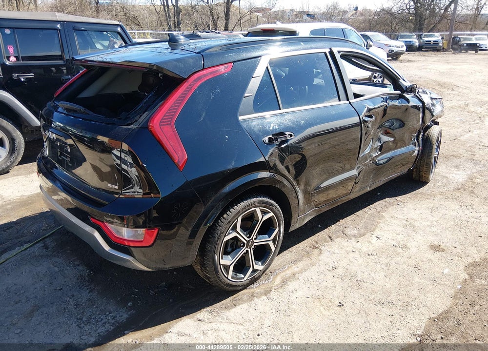 2023 KIA NIRO EX TOURING VIN: KNDCR3LE9P5041350