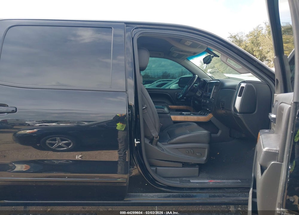 2018 CHEVROLET SILVERADO K1500 LTZ VIN: 3GCUKSEC8JG610218