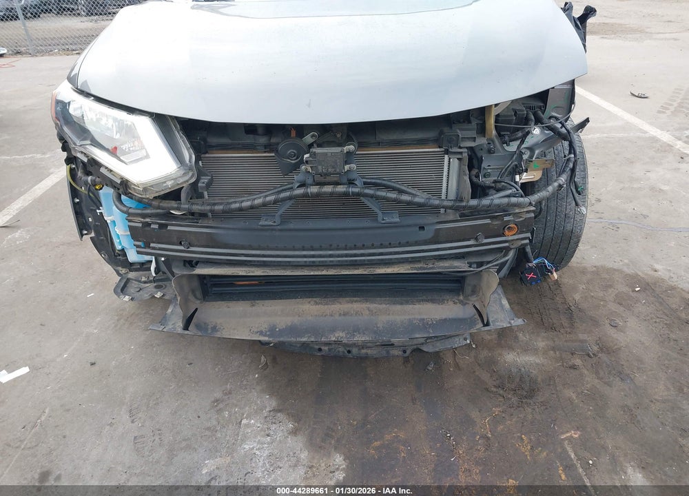2020 NISSAN ROGUE S FWD VIN: JN8AT2MT9LW034228