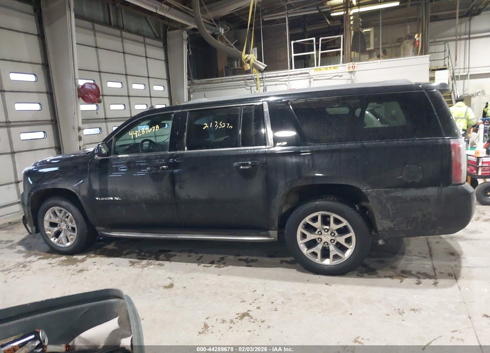 2015 GMC YUKON XL 1500 SLT VIN: 1GKS2HKC5FR273436