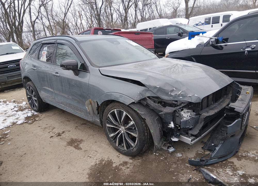 2024 VOLVO XC60 B5 PLUS DARK THEME VIN: YV4L12RL2R1901944