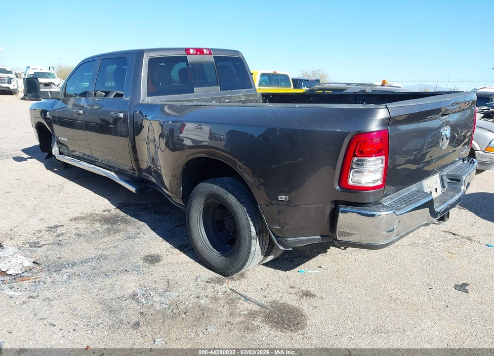 2020 RAM 3500 TRADESMAN  4X4 8' BOX VIN: 3C63RRGLXLG247170