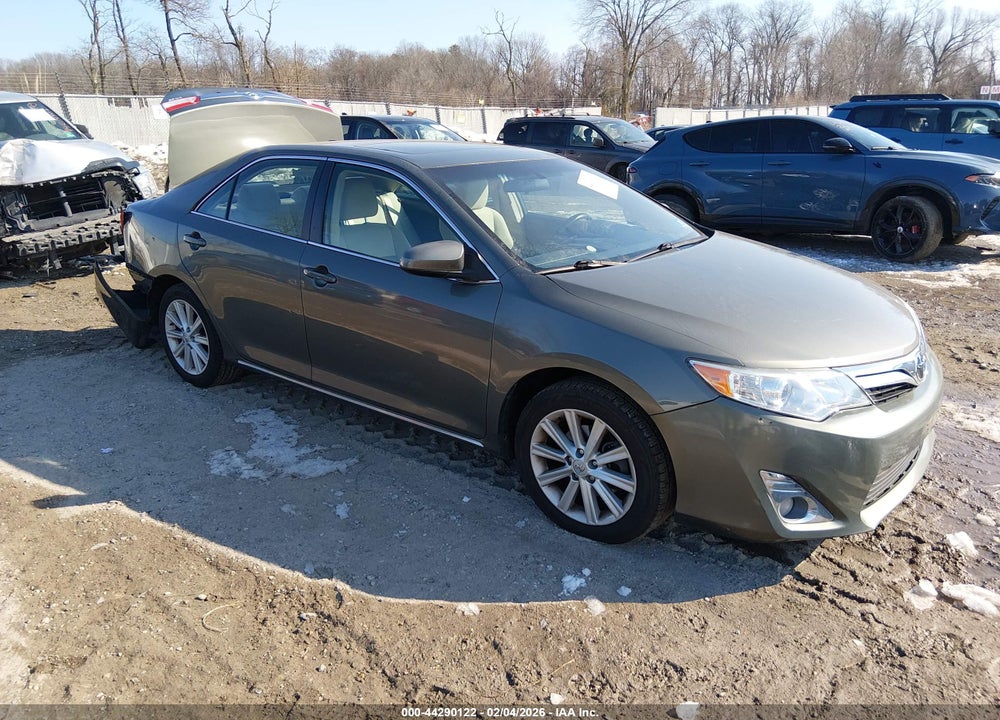 2014 TOYOTA CAMRY XLE VIN: 4T1BF1FK4EU862624