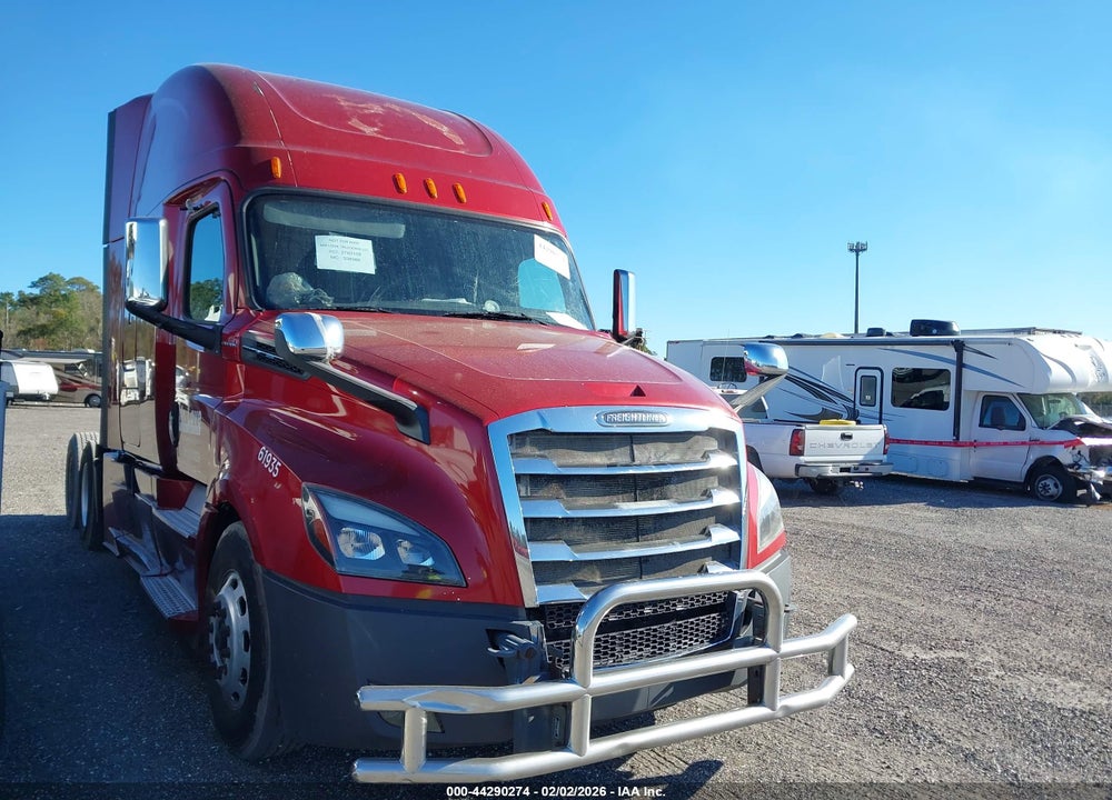 2018 FREIGHTLINER NEW CASCADIA 126 VIN: 3AKJHHDR1JSJU2665
