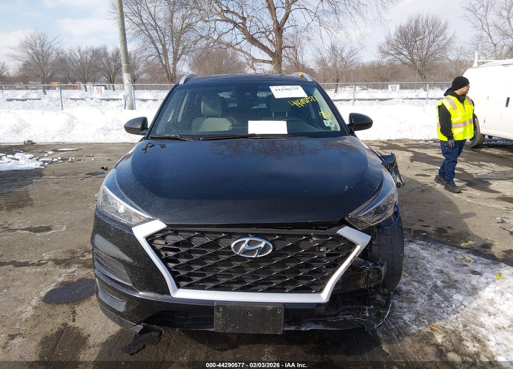 2021 HYUNDAI TUCSON VALUE VIN: KM8J3CA43MU374370