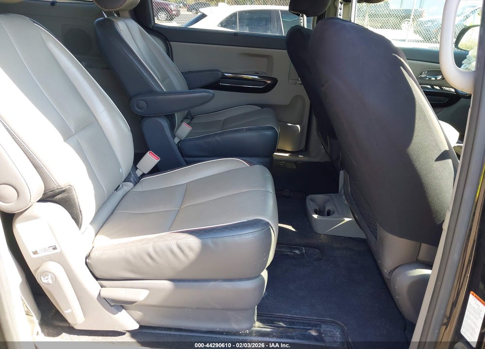 2016 KIA SEDONA SX VIN: KNDMC5C15G6156049