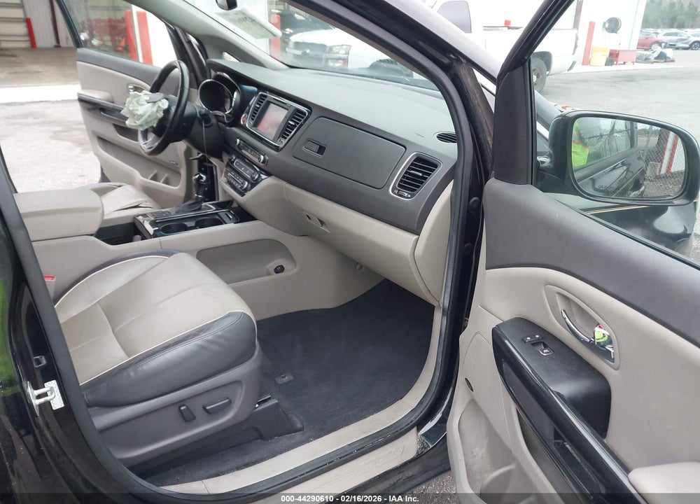 2016 KIA SEDONA SX VIN: KNDMC5C15G6156049