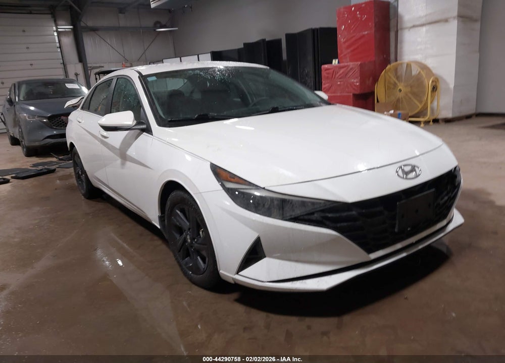 2023 HYUNDAI ELANTRA SEL VIN: 5NPLM4AG2PH107116