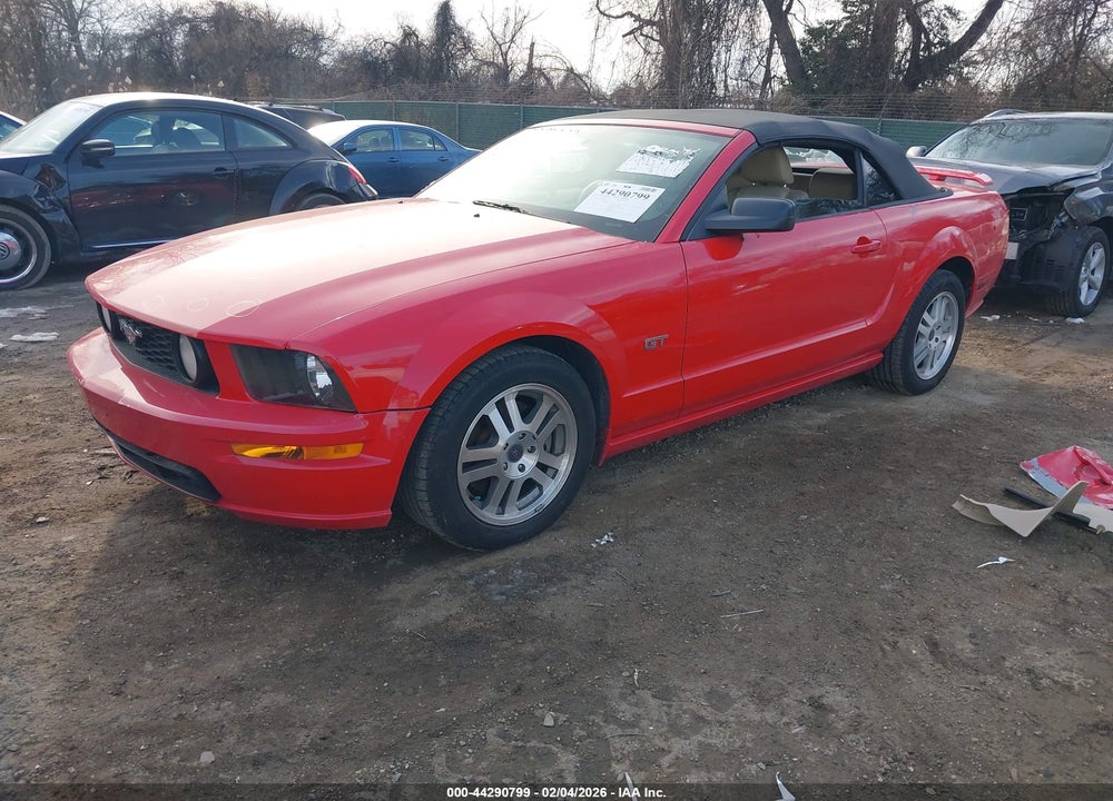 2005 FORD MUSTANG GT VIN: 1ZVFT85H555183868