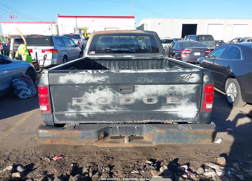 1992 DODGE DAKOTA VIN: 1B7GG26X1NS694073