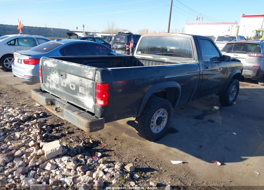 1992 DODGE DAKOTA VIN: 1B7GG26X1NS694073