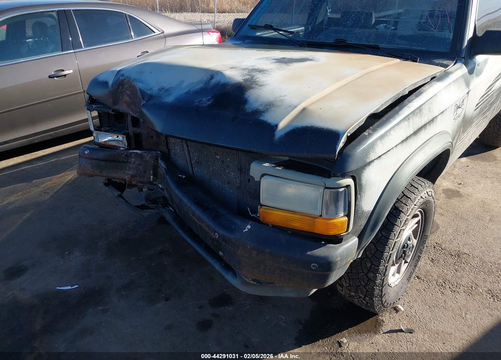 1992 DODGE DAKOTA VIN: 1B7GG26X1NS694073