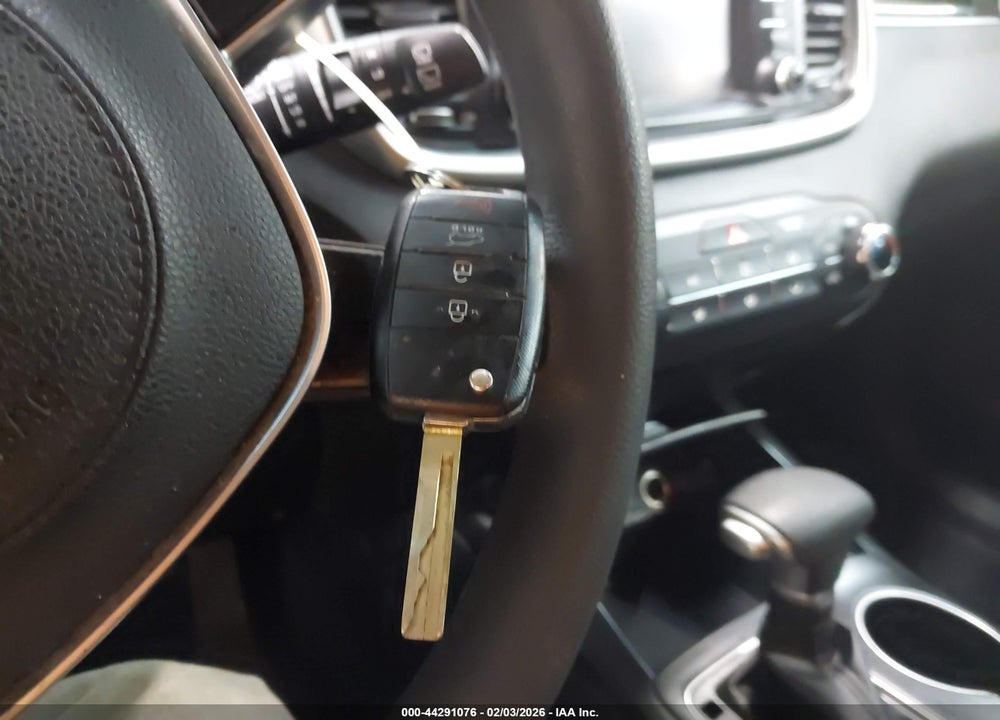 2020 KIA SORENTO 2.4L LX VIN: 5XYPGDA31LG630859