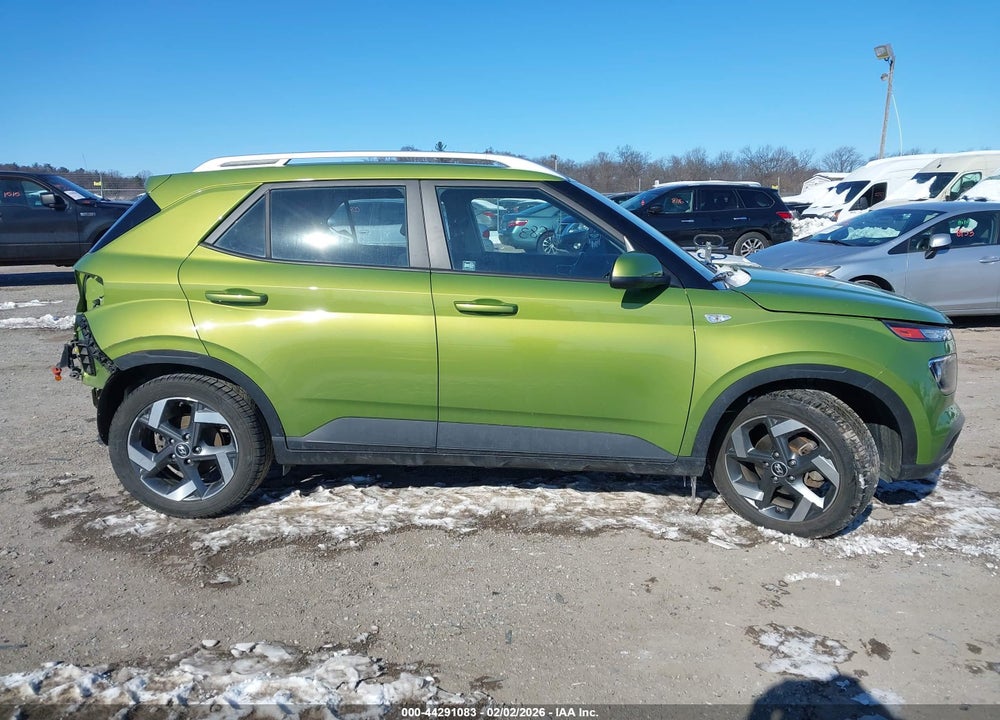 2021 HYUNDAI VENUE SEL VIN: KMHRC8A30MU094056