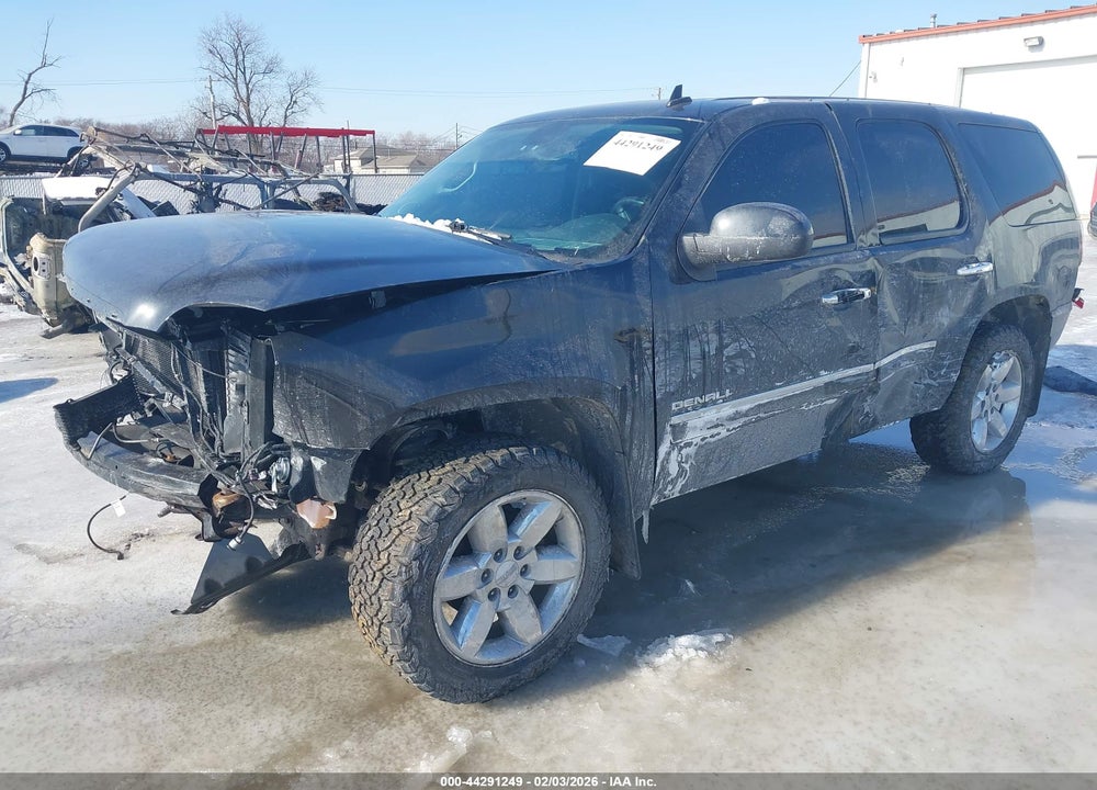 2013 GMC YUKON DENALI VIN: 1GKS2EEF8DR226774