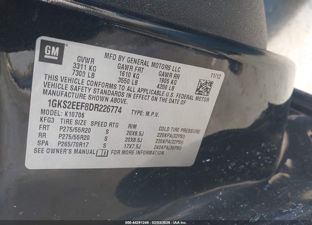 2013 GMC YUKON DENALI VIN: 1GKS2EEF8DR226774