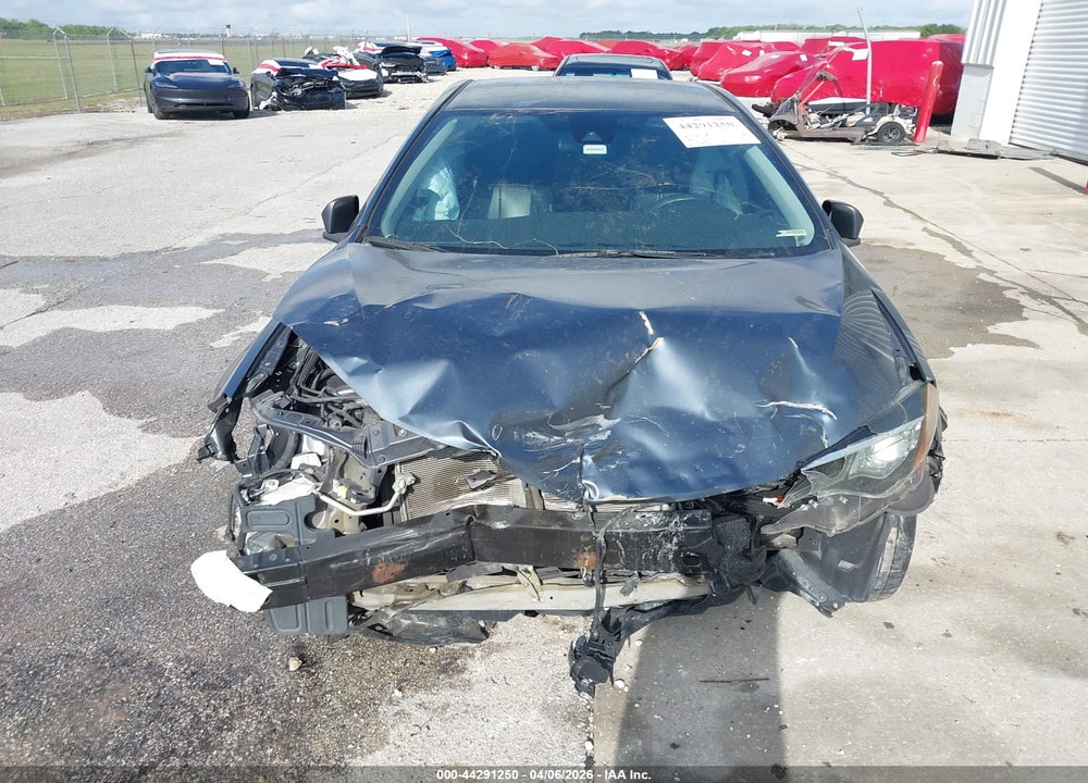 2019 TOYOTA COROLLA LE VIN: 5YFBURHE5KP944399