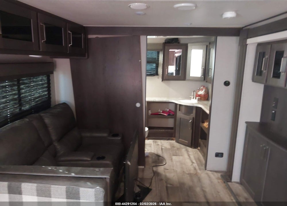2022 GRAND DESIGN TRANSCEND TRAVEL TRAILER VIN: 573TT3220N8823808
