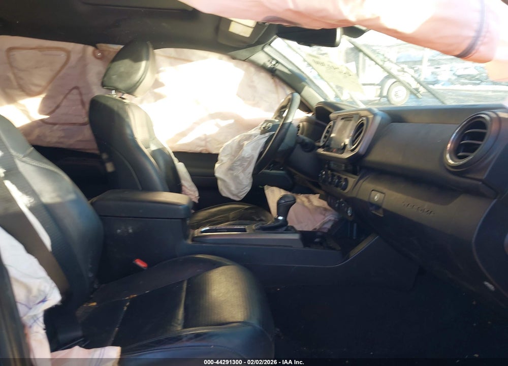 2018 TOYOTA TACOMA TRD SPORT VIN: 5TFCZ5AN9JX126117