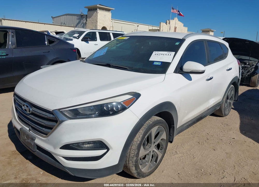 2016 HYUNDAI TUCSON LIMITED VIN: KM8J3CA25GU161424