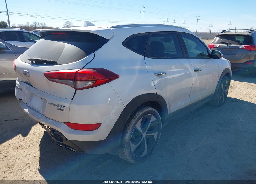 2016 HYUNDAI TUCSON LIMITED VIN: KM8J3CA25GU161424