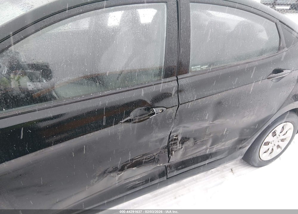 2016 HYUNDAI ACCENT SE VIN: KMHCT4AE2GU015300
