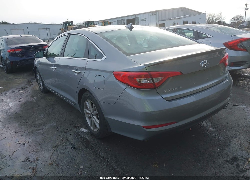 2015 HYUNDAI SONATA ECO VIN: 5NPE24AA9FH115626