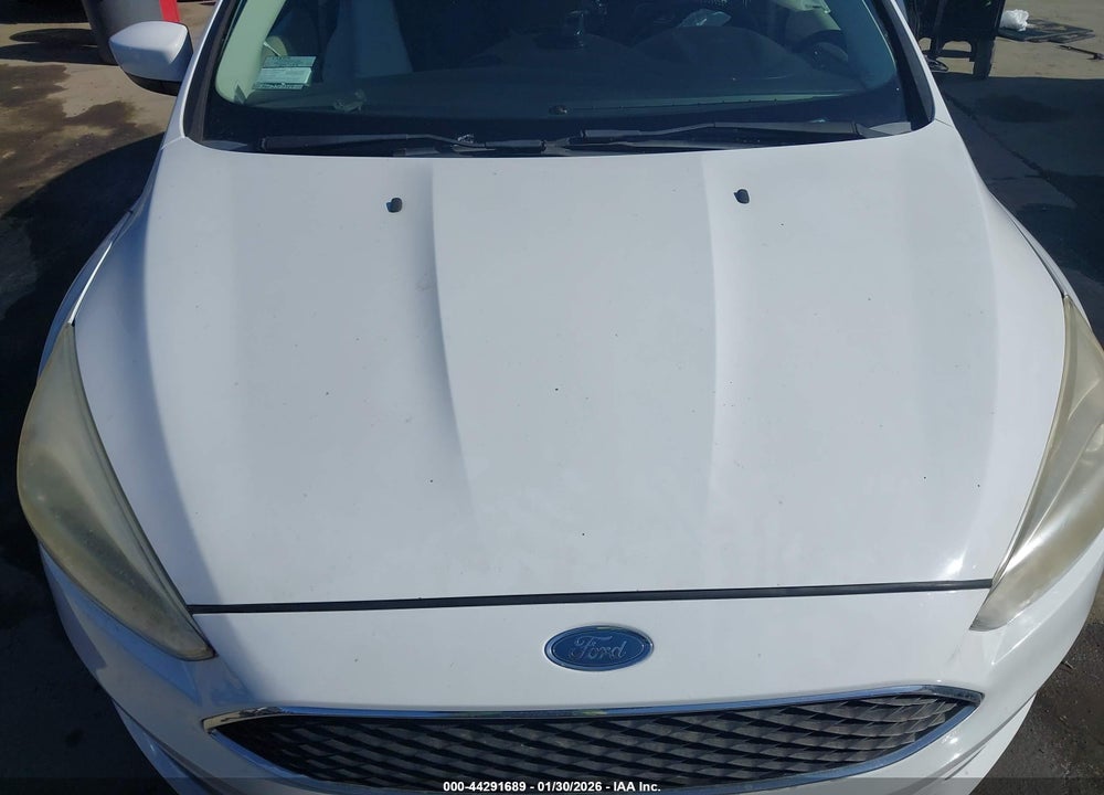 2018 FORD FOCUS SE VIN: 1FADP3FE0JL322905
