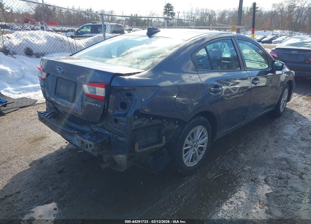 2018 SUBARU IMPREZA 2.0I PREMIUM VIN: 4S3GKAD63J3615820