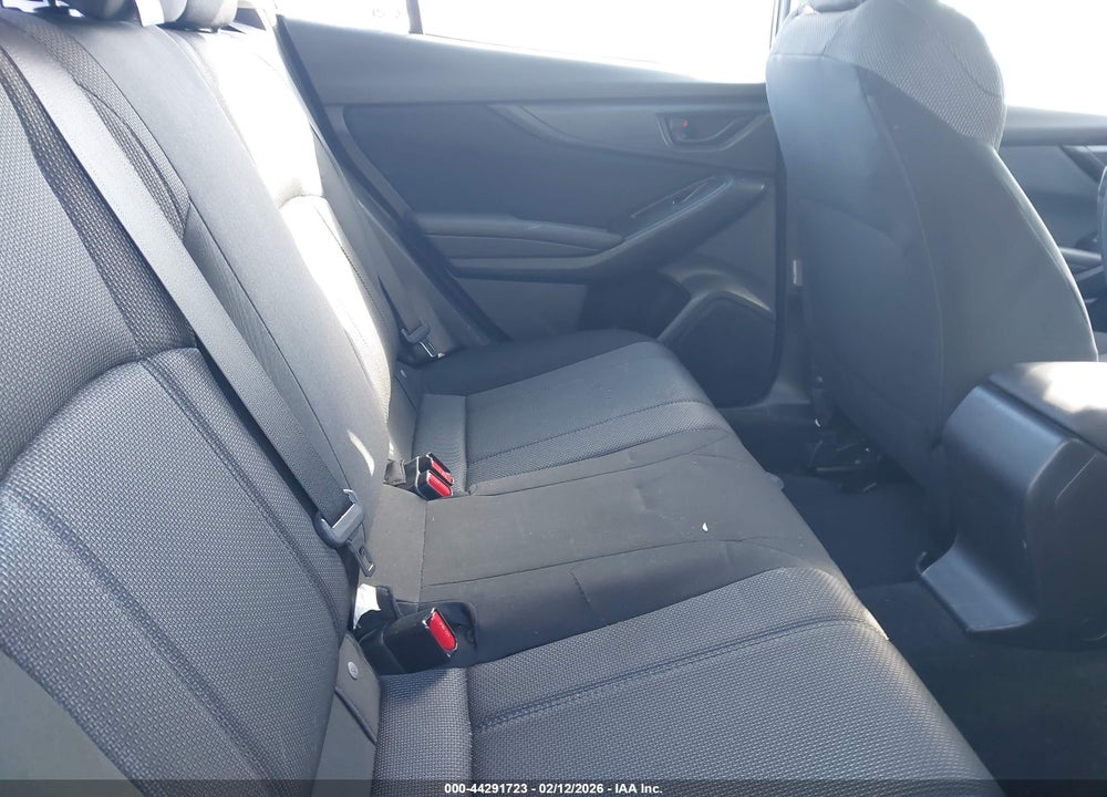 2018 SUBARU IMPREZA 2.0I PREMIUM VIN: 4S3GKAD63J3615820