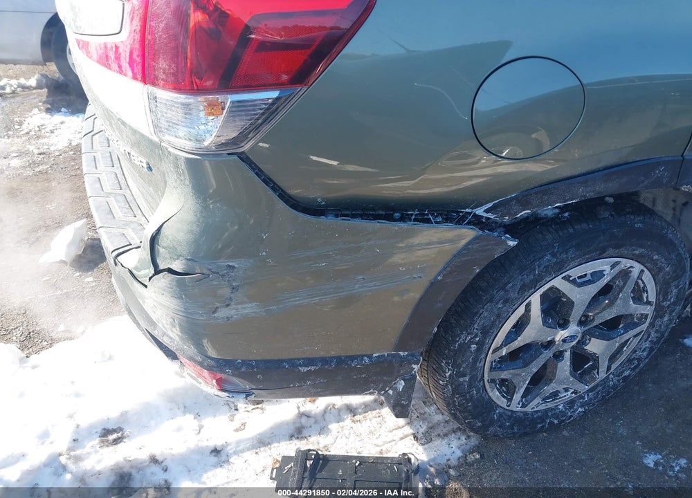 2021 SUBARU FORESTER PREMIUM VIN: JF2SKAJC2MH530707