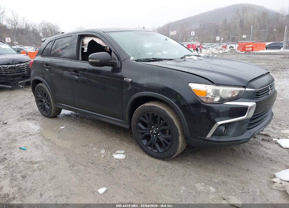 2017 MITSUBISHI OUTLANDER SPORT 2.0 LE VIN: JA4AP3AU7HZ032528