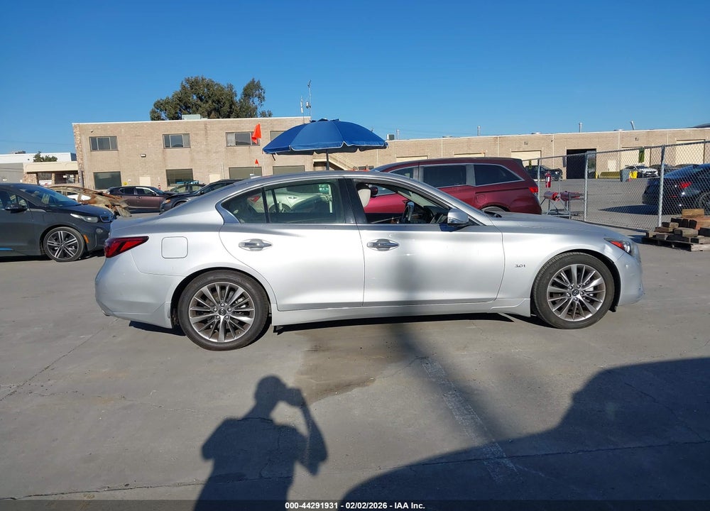 2018 INFINITI Q50 3.0T LUXE VIN: JN1EV7AP6JM360270