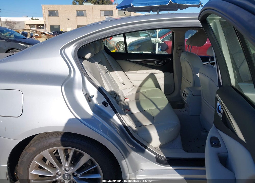 2018 INFINITI Q50 3.0T LUXE VIN: JN1EV7AP6JM360270