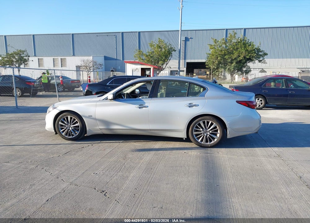 2018 INFINITI Q50 3.0T LUXE VIN: JN1EV7AP6JM360270