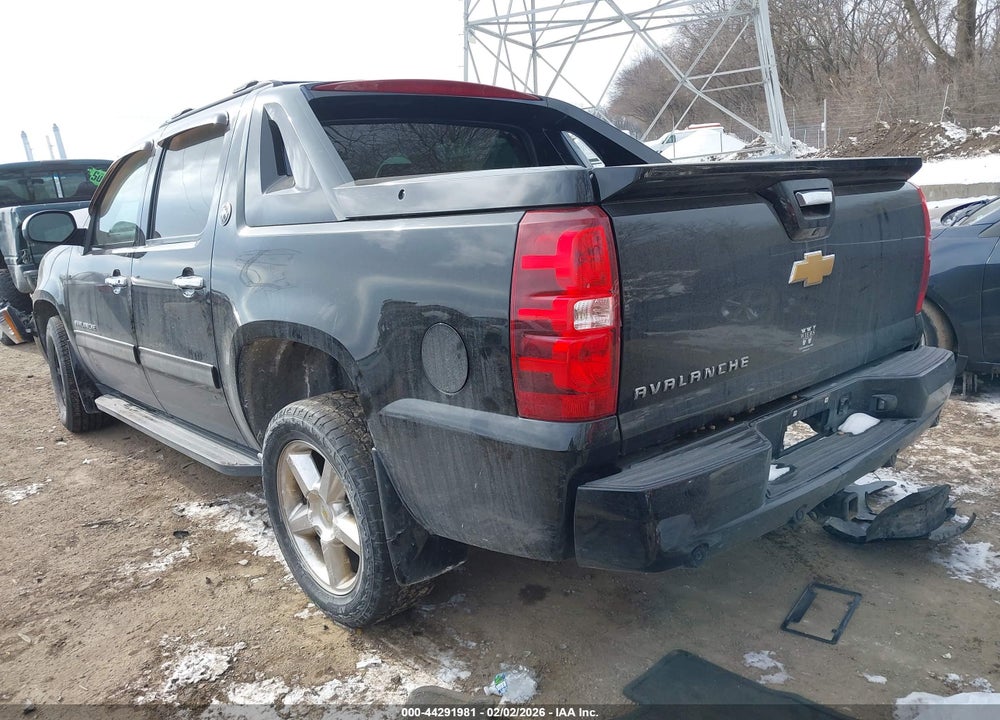 2013 CHEVROLET AVALANCHE LT VIN: 3GNTKFE78DG333197