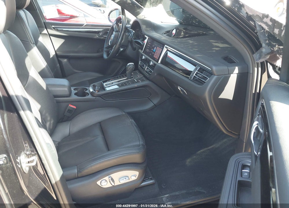 2024 PORSCHE MACAN T VIN: WP1AA2A5XRLB13150